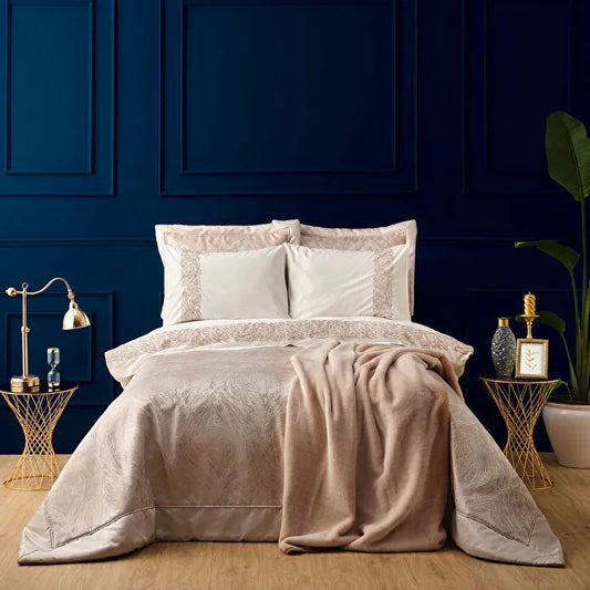 Karaca Home Lyra Bakır 8 Parça Çeyiz Seti